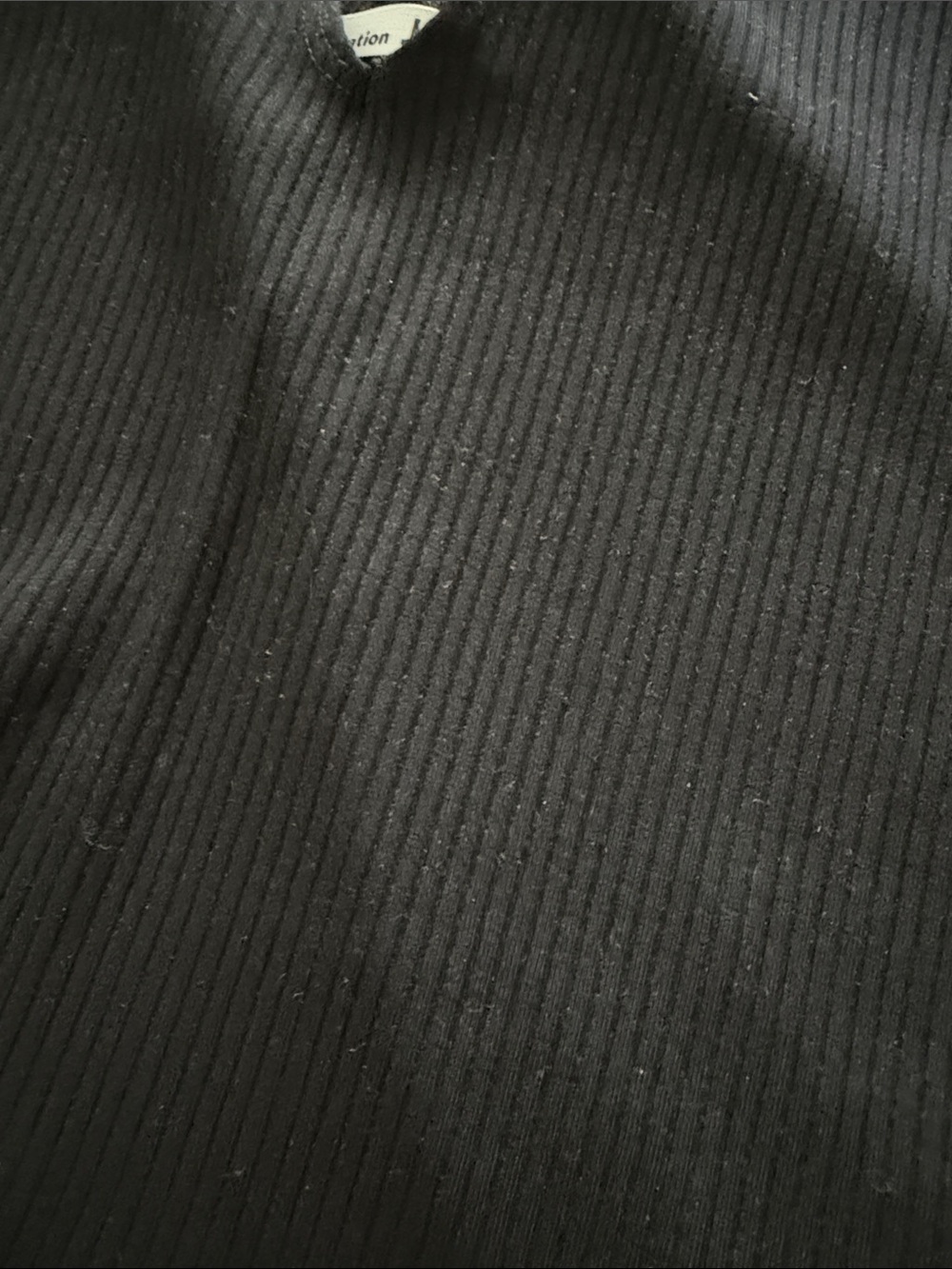 Reformation Black Ribbed V-Neck Tank - Picture 4 of 4
